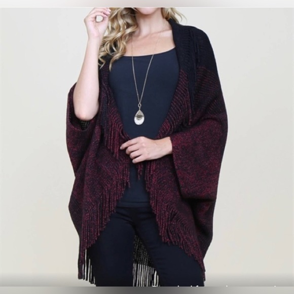 Oversized Fringe Cardigan Burgundy. OS. Perfect for Fall Evenings/Bonfires! EUC🔥 - Picture 1 of 3